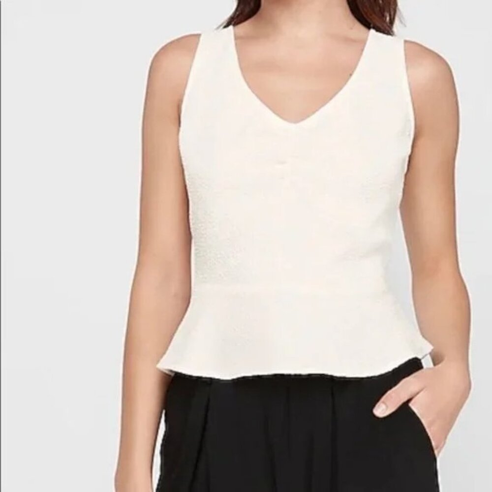 NEW Express Textured Sleeveless Ruched Front Peplum Tank Top Ivory Women's L